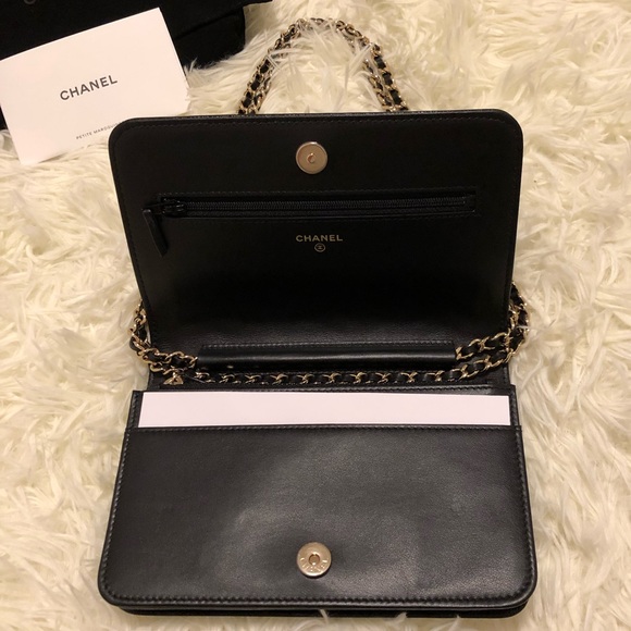 Chanel Camellia Wallet On Chain (extra pictures) sold - Picture 3 of 13